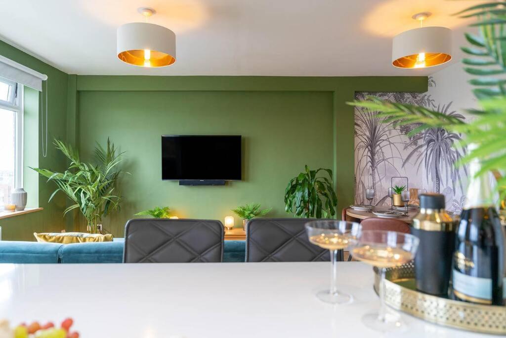 Lovely Apartment With Spectacular Views & Free Parking 布赖顿 外观 照片